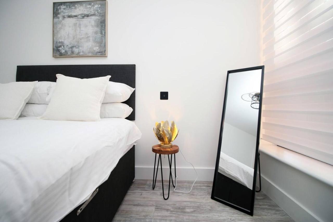 Kingsbridge Point - Cosy One Bed Apartments Near Town Centre, سويندون المظهر الخارجي الصورة